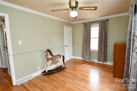 1650 Hughes Gap Road Bakersville NC 28705