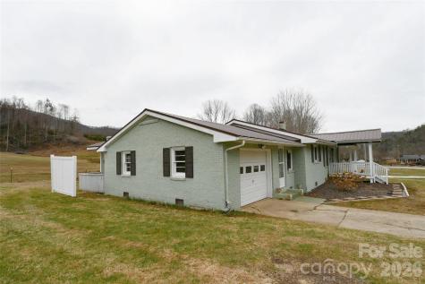 1650 Hughes Gap Road Bakersville NC 28705