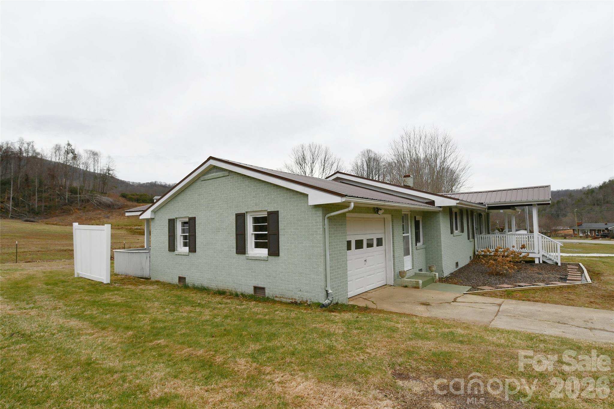 1650 Hughes Gap Road Bakersville NC 28705