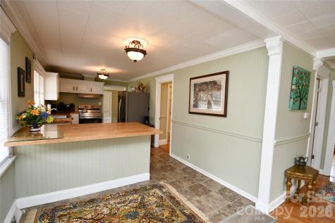 1650 Hughes Gap Road Bakersville NC 28705