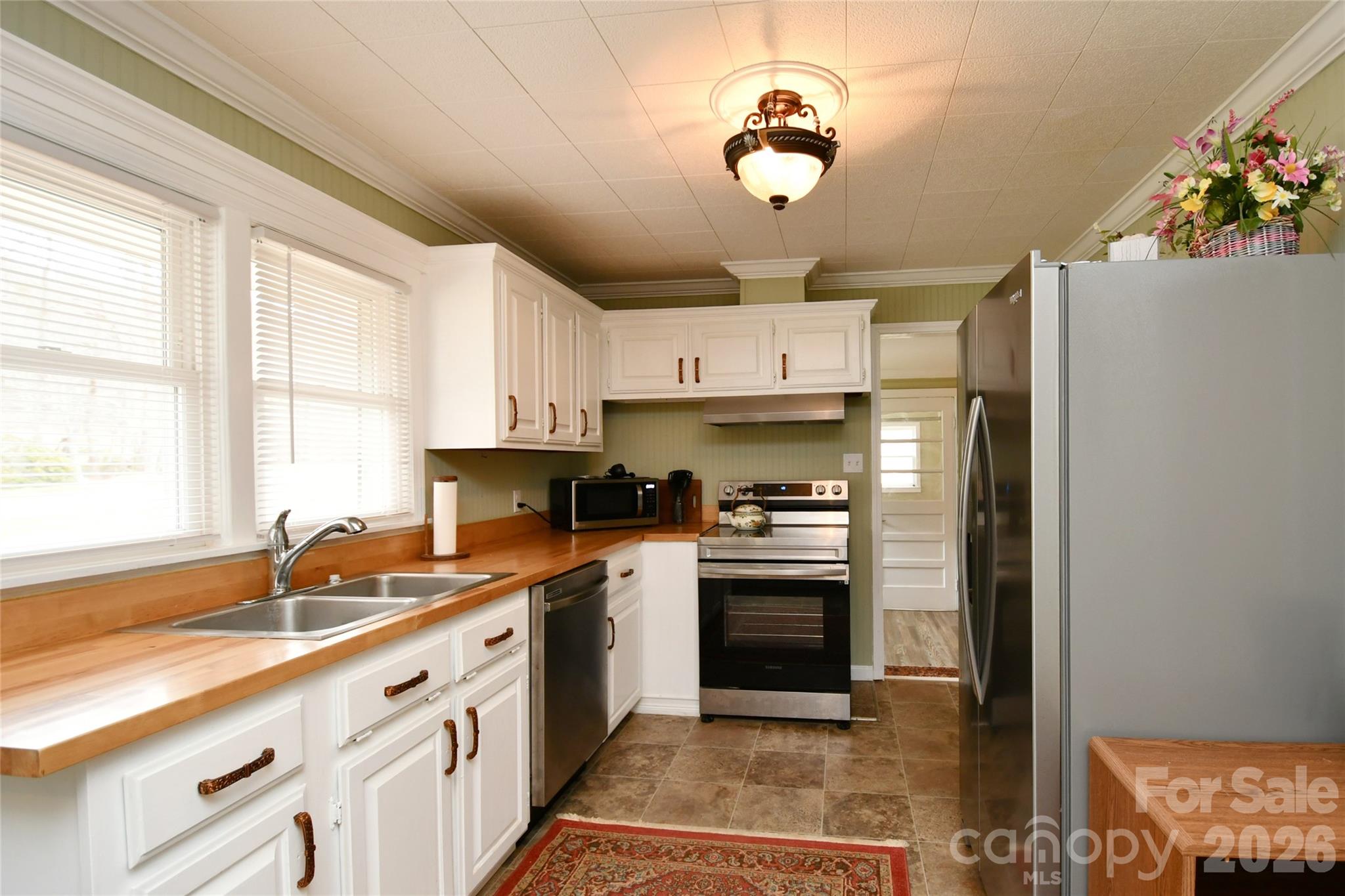 1650 Hughes Gap Road Bakersville NC 28705