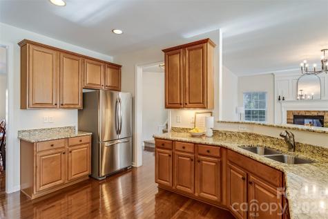 447 Leaf Arbor Court Lake Wylie SC 29710