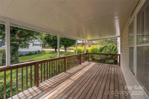 589 Pisgah Drive Canton NC 28716