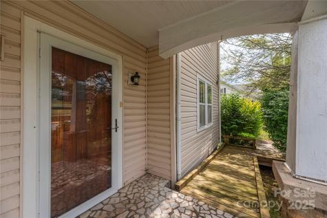 589 Pisgah Drive Canton NC 28716
