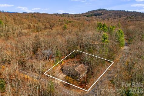 14 Isuhdavga Court Brevard NC 28712
