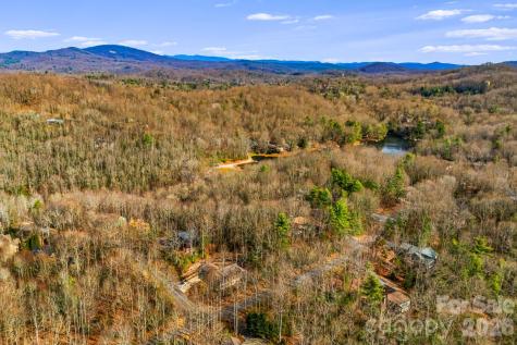 14 Isuhdavga Court Brevard NC 28712