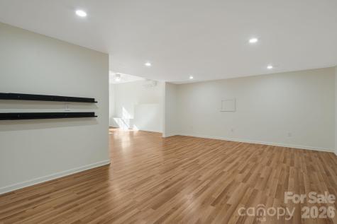 14 Isuhdavga Court Brevard NC 28712