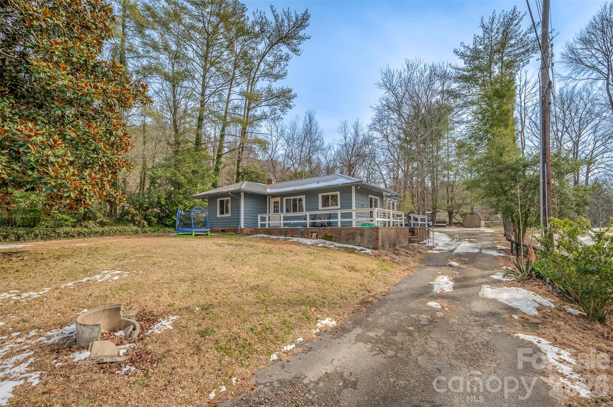 1685 Lynn Road Columbus NC 28722