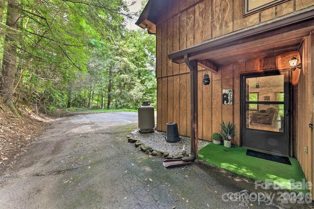 106 Sage Court Maggie Valley NC 28716