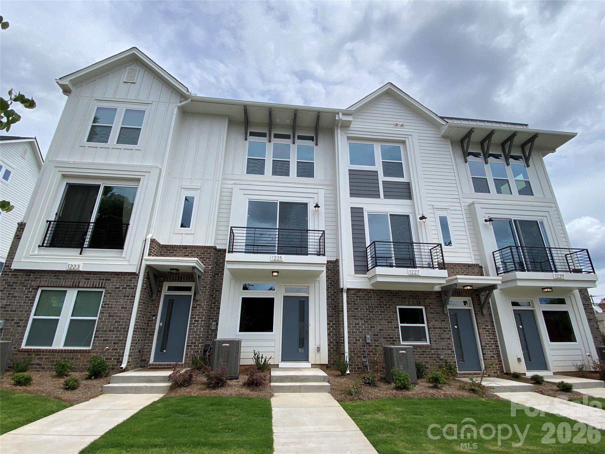 1227 E 34th Street Charlotte NC 28205