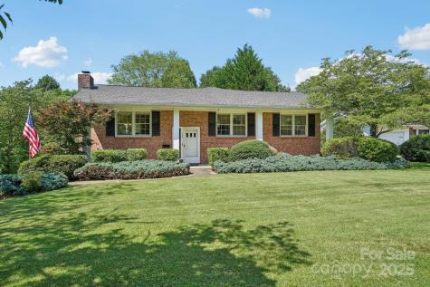 25 Hazel Court Brevard NC 28712