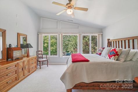 25 Hazel Court Brevard NC 28712