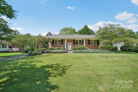 25 Hazel Court Brevard NC 28712