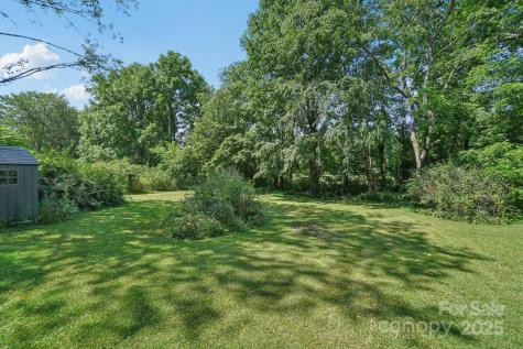 25 Hazel Court Brevard NC 28712
