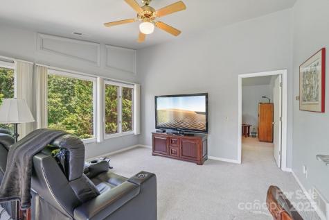 25 Hazel Court Brevard NC 28712