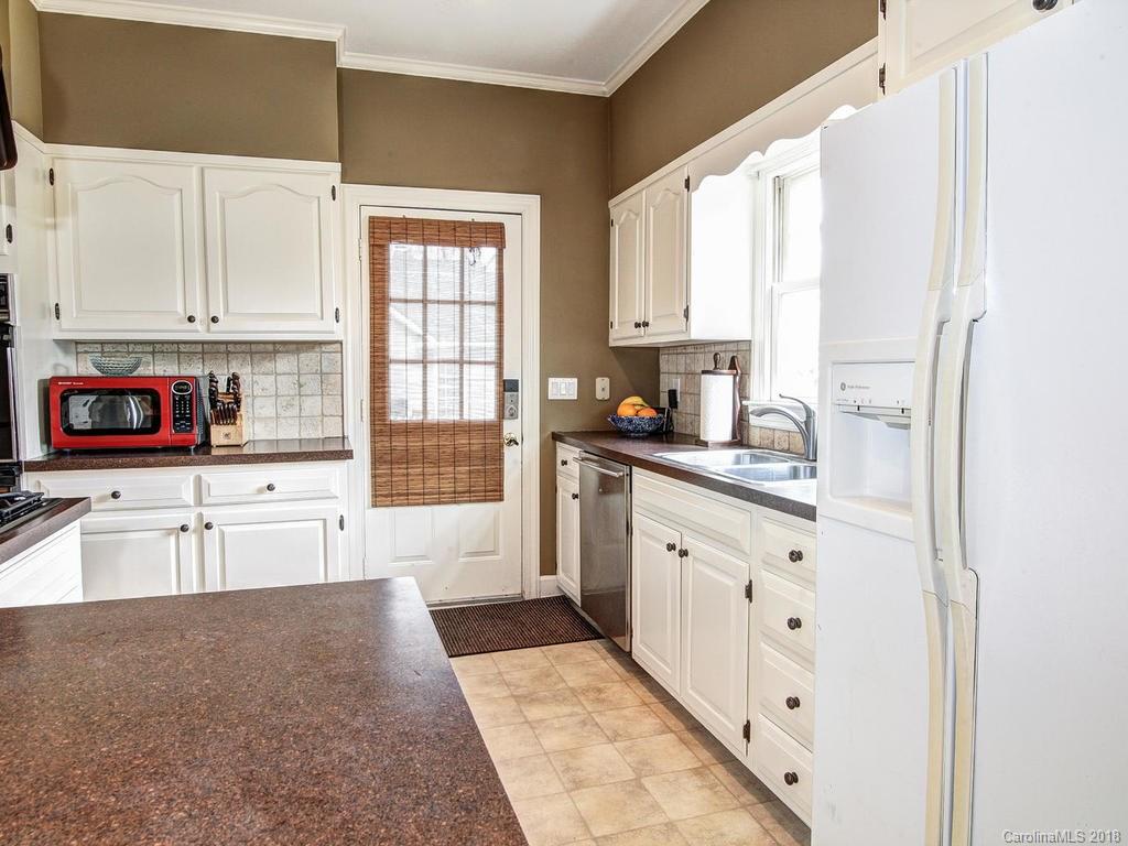 2719 Meade Court Charlotte NC 28211