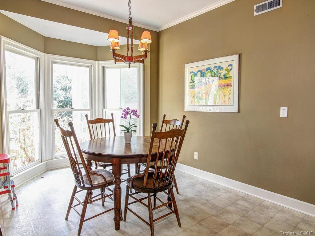 2719 Meade Court Charlotte NC 28211