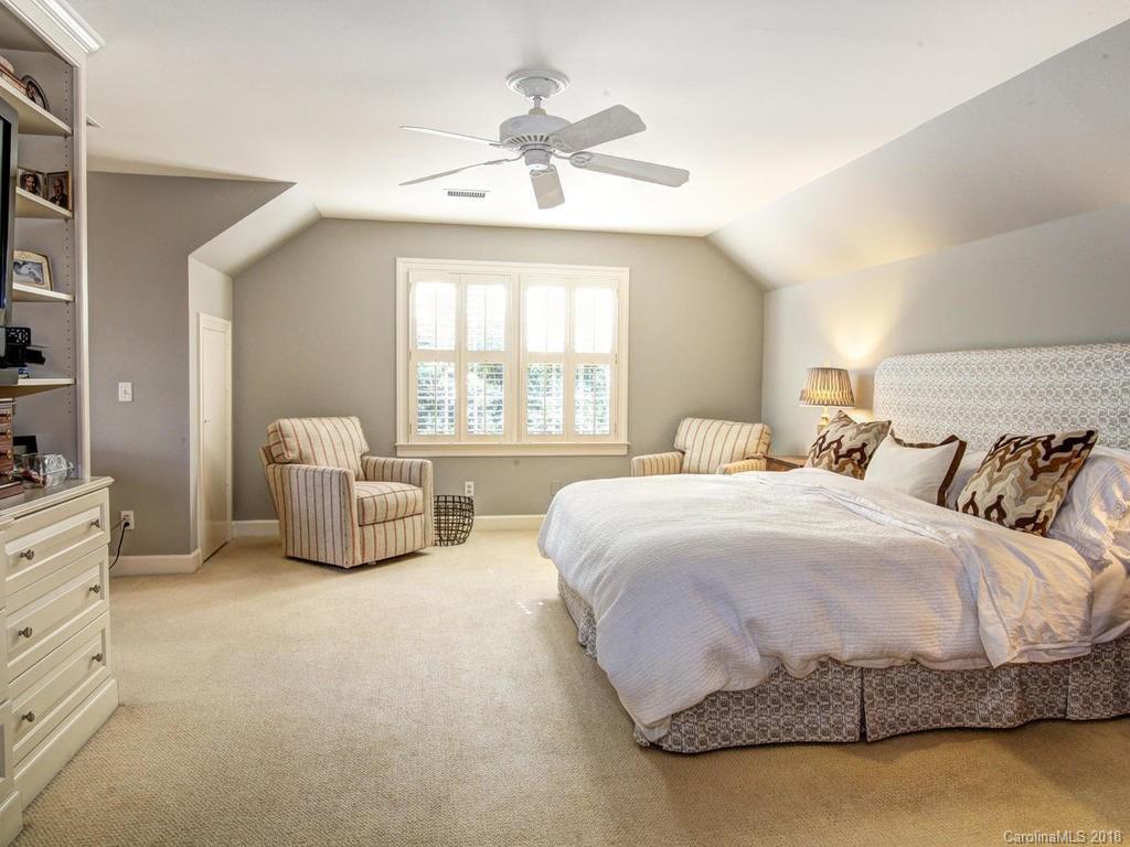 2719 Meade Court Charlotte NC 28211