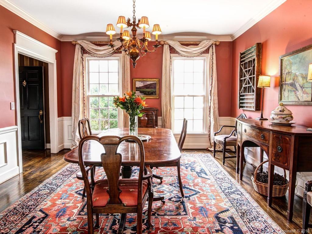 2719 Meade Court Charlotte NC 28211