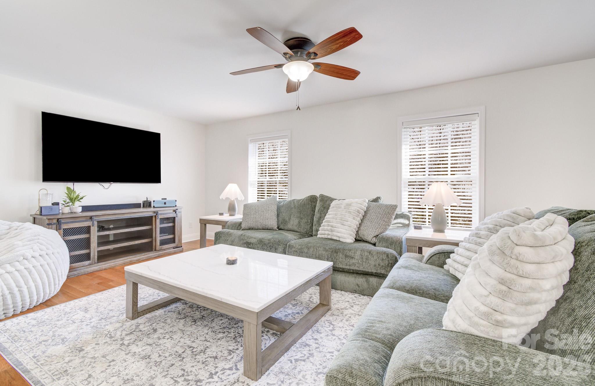 122 Loggers Run Hendersonville NC 28739
