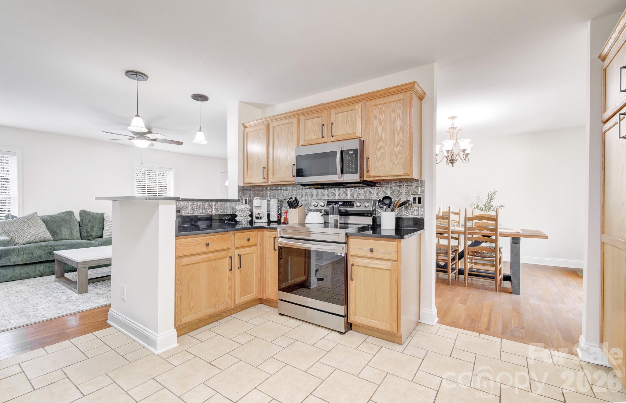 122 Loggers Run Hendersonville NC 28739