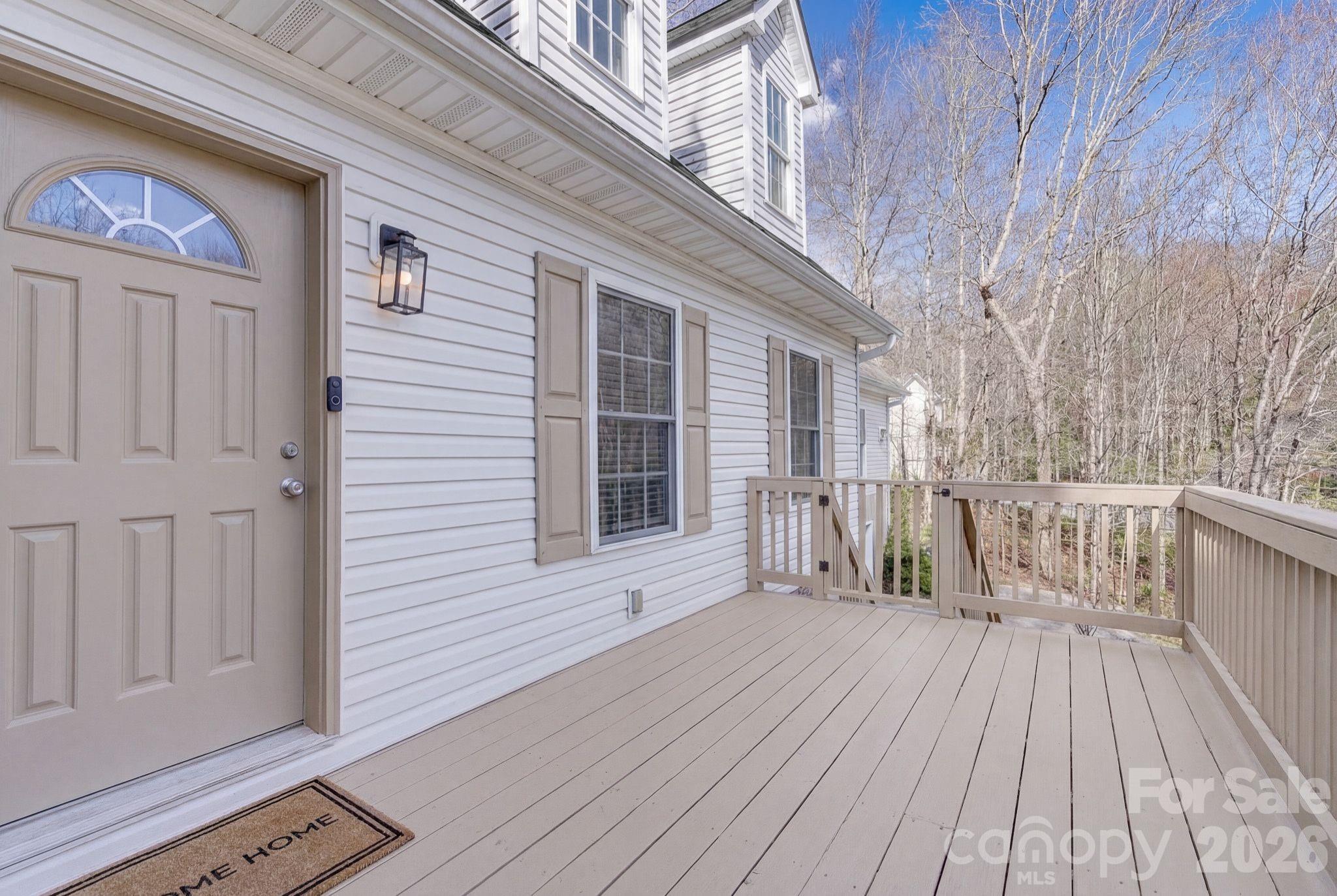 122 Loggers Run Hendersonville NC 28739