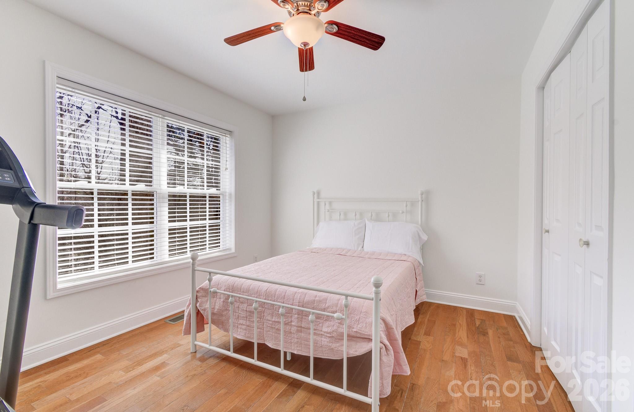 122 Loggers Run Hendersonville NC 28739