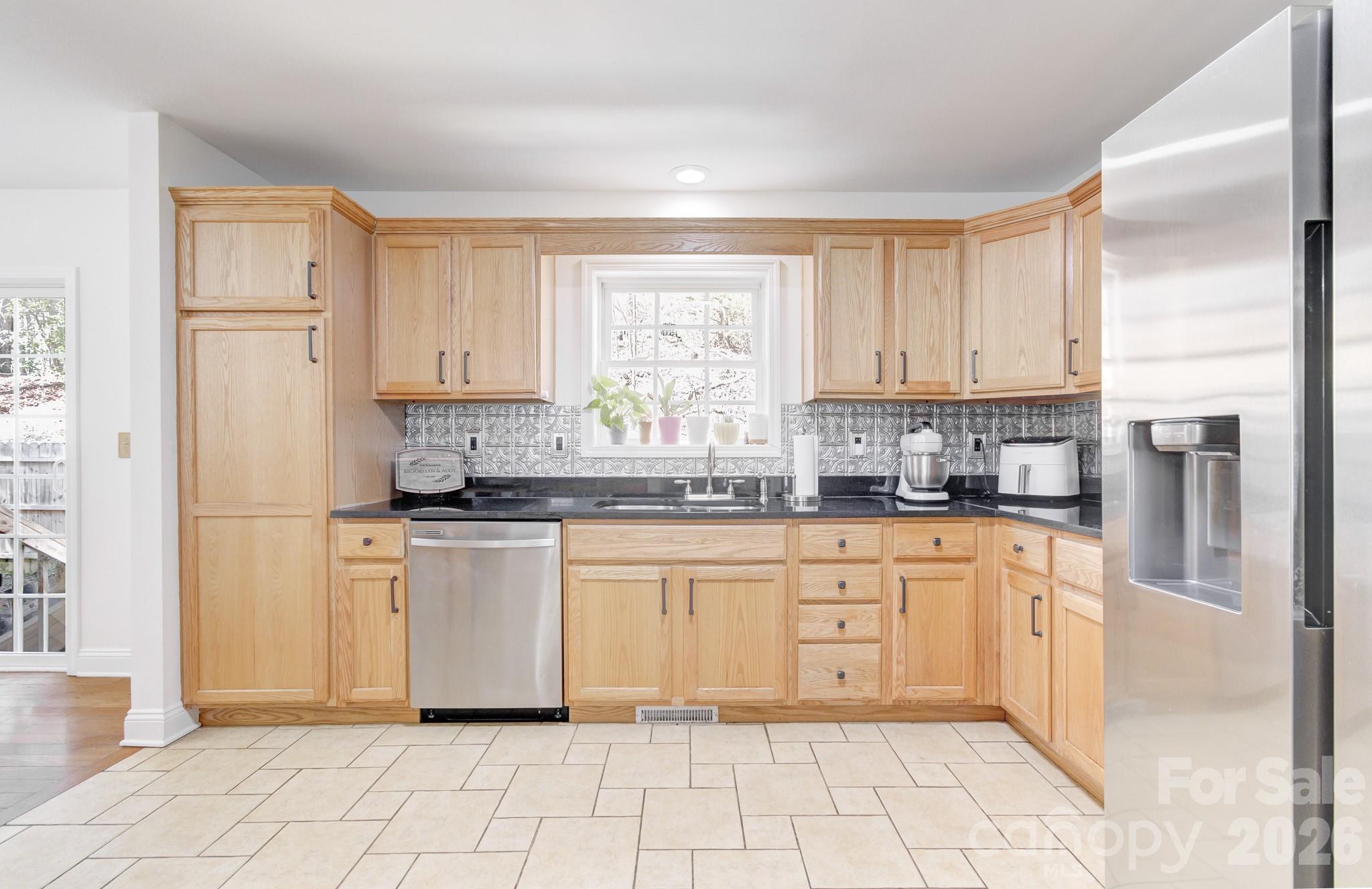 122 Loggers Run Hendersonville NC 28739