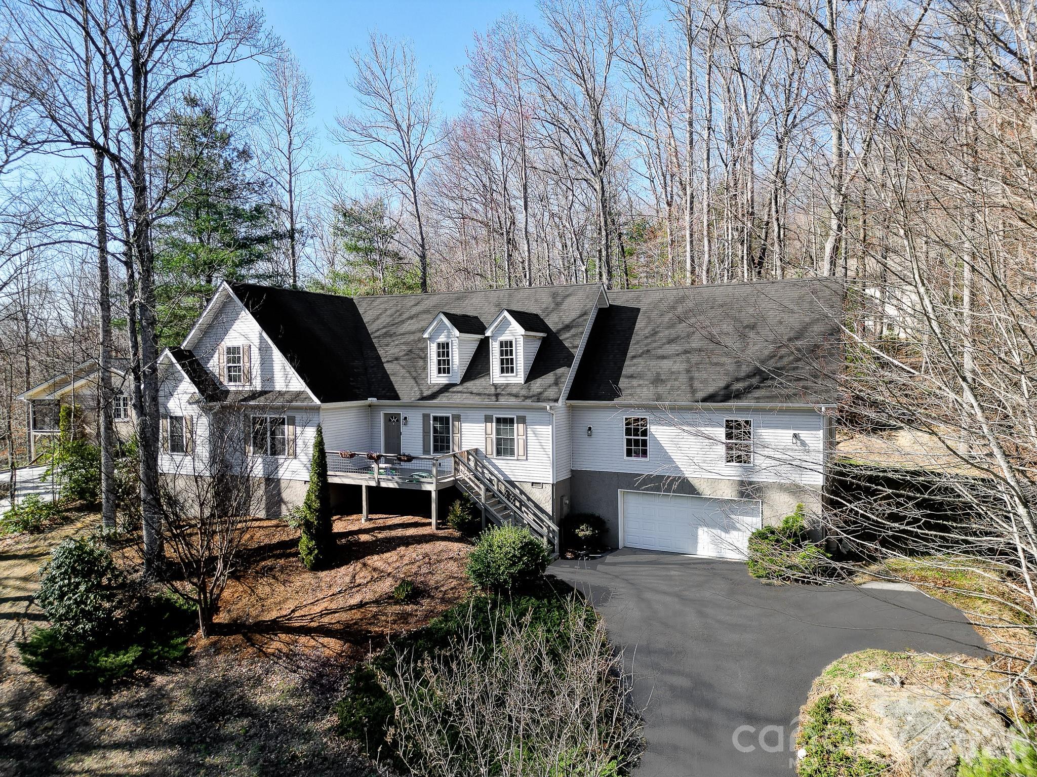 122 Loggers Run Hendersonville NC 28739