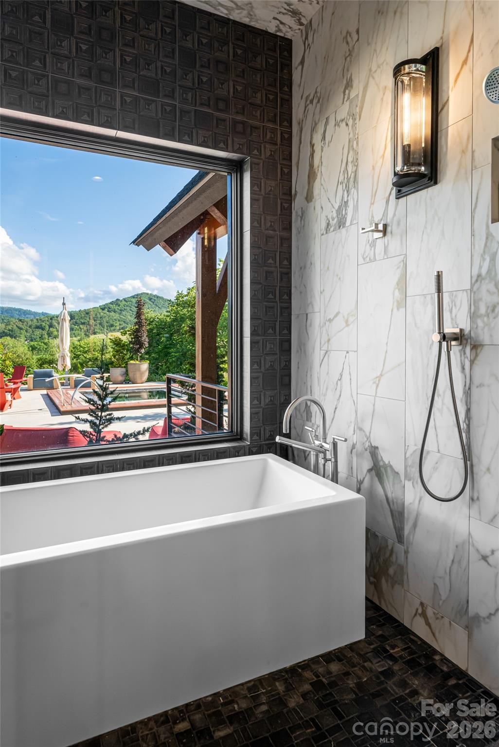 163 Annabelle Linn Drive Fairview NC 28730