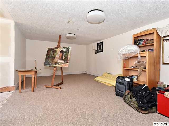 1300 Chadsford Place Charlotte NC 28211