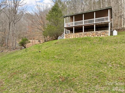 2701 Roses Branch Road Bakersville NC 28705
