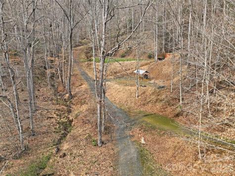 2701 Roses Branch Road Bakersville NC 28705