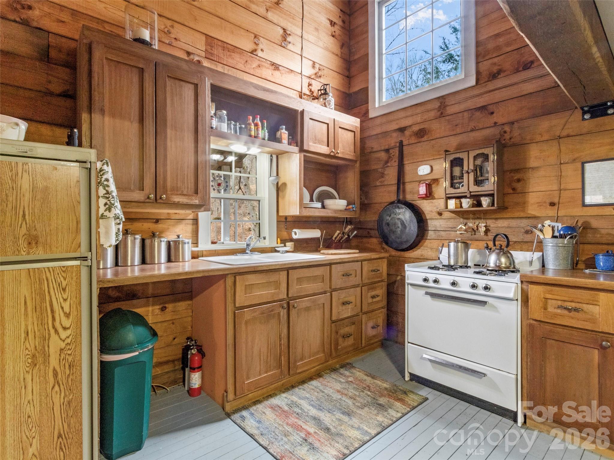 2701 Roses Branch Road Bakersville NC 28705