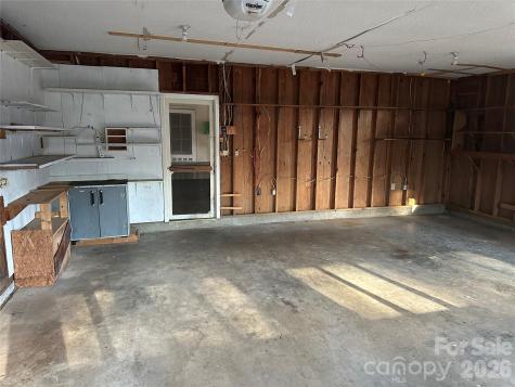 129 Ridgecrest Avenue Marble NC 28905