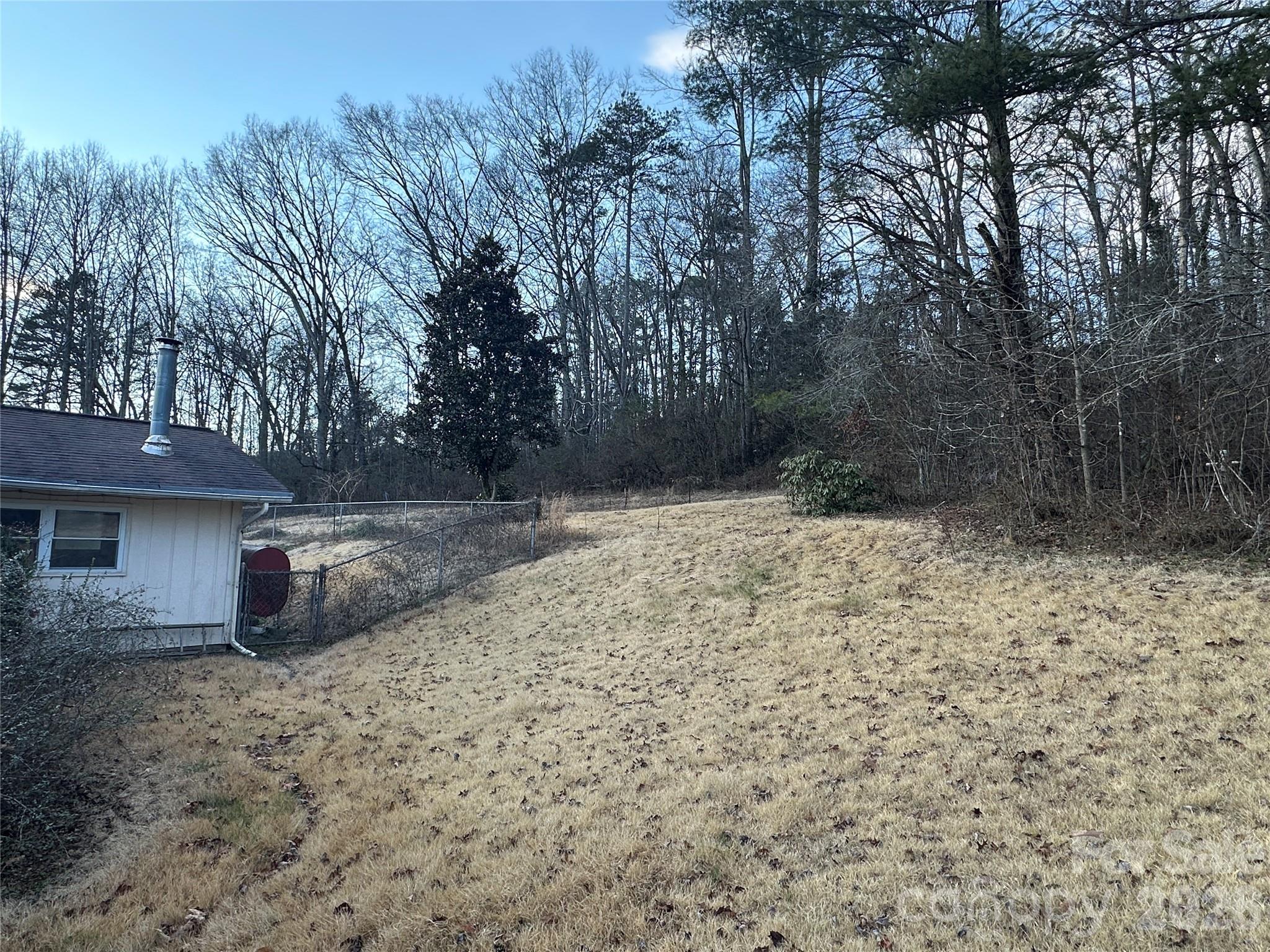129 Ridgecrest Avenue Marble NC 28905