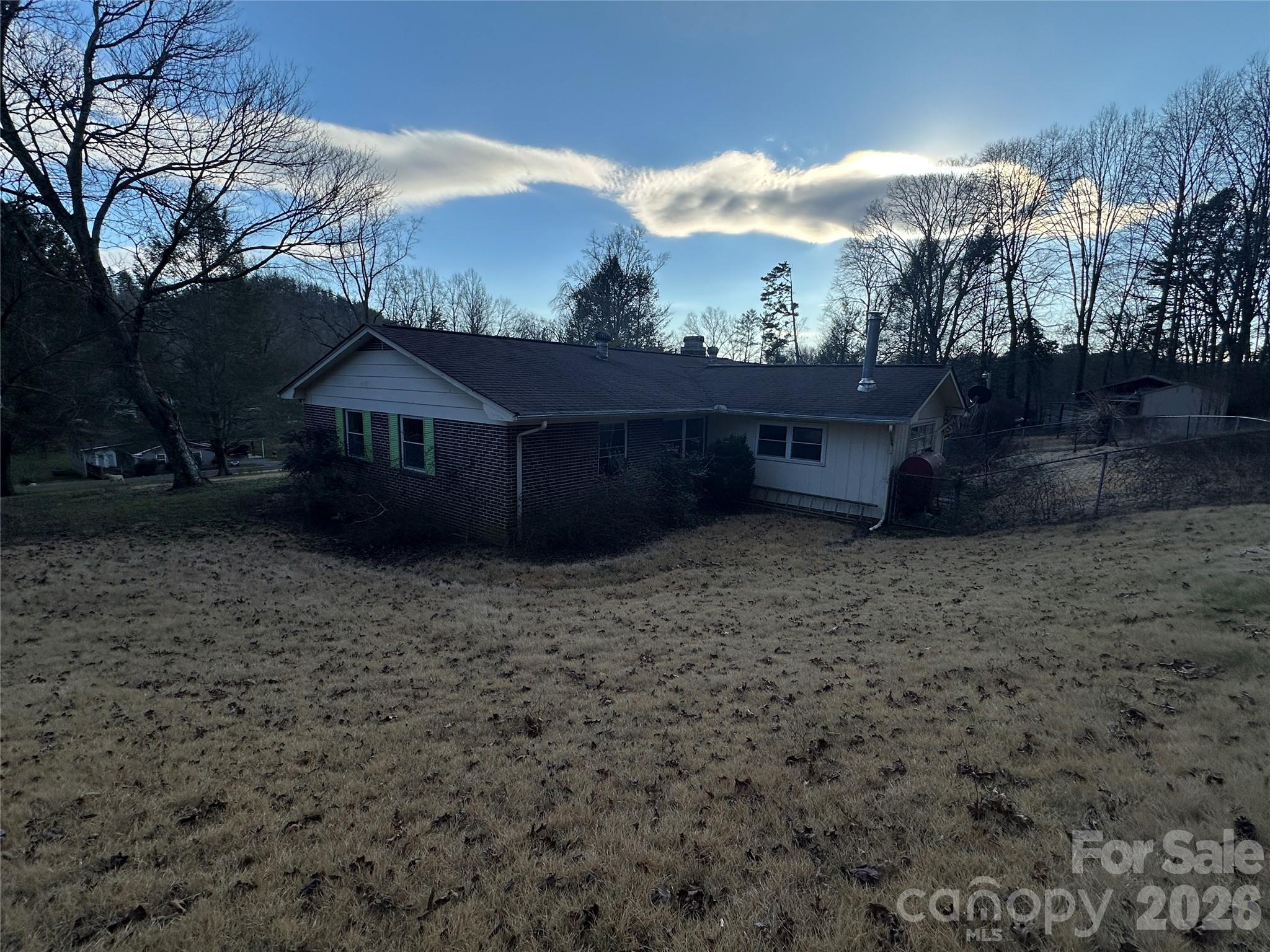 129 Ridgecrest Avenue Marble NC 28905