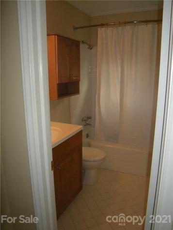 948 Heather Lane Charlotte NC 28209