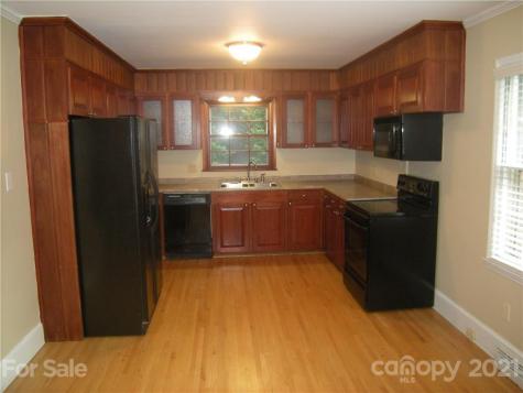 948 Heather Lane Charlotte NC 28209
