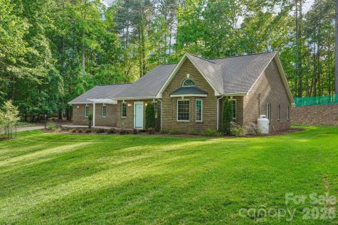 361 Stonemarker Road Mooresville NC 28117