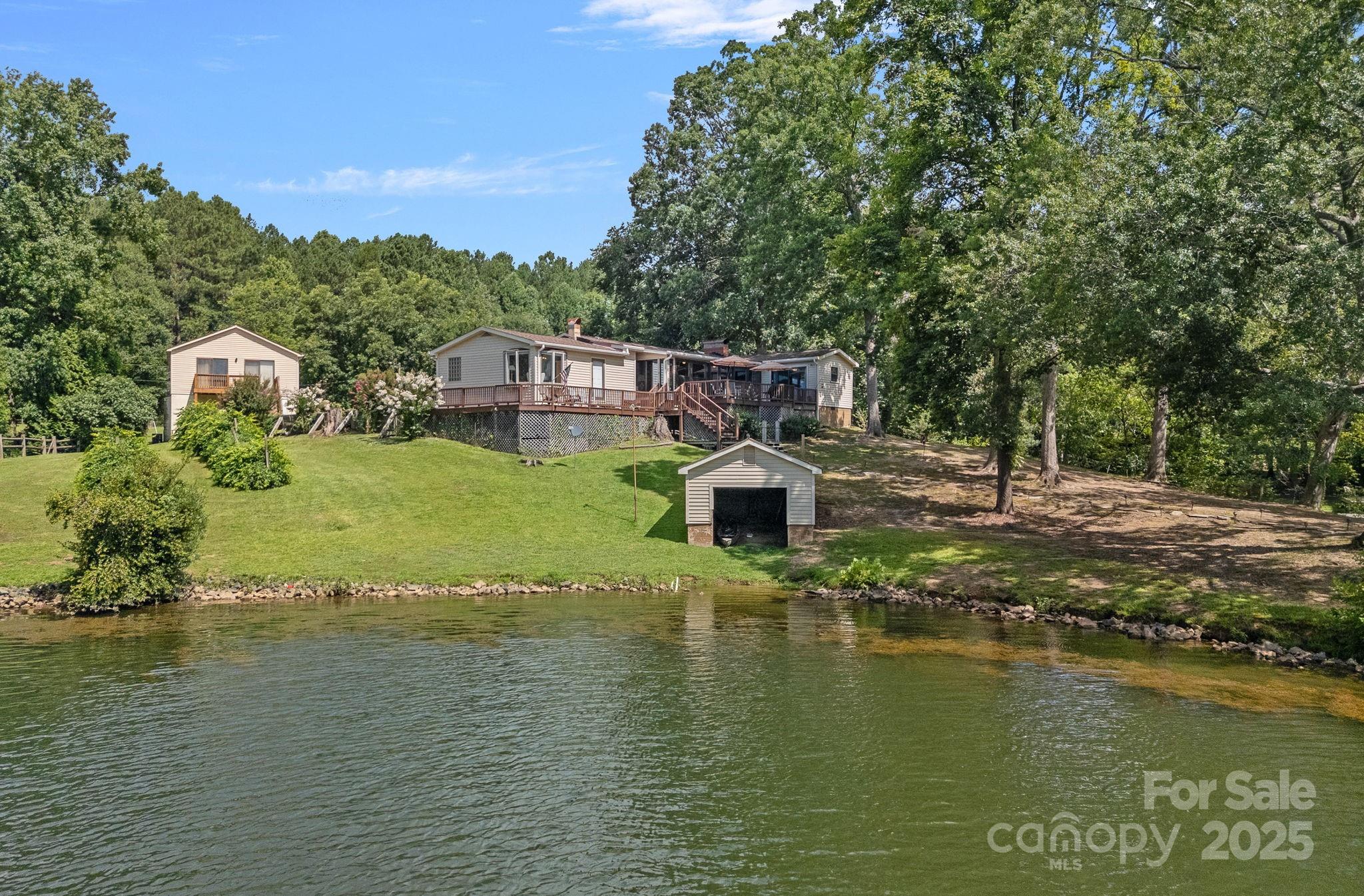 403 Nivens Cove Road Mount Holly NC 28120