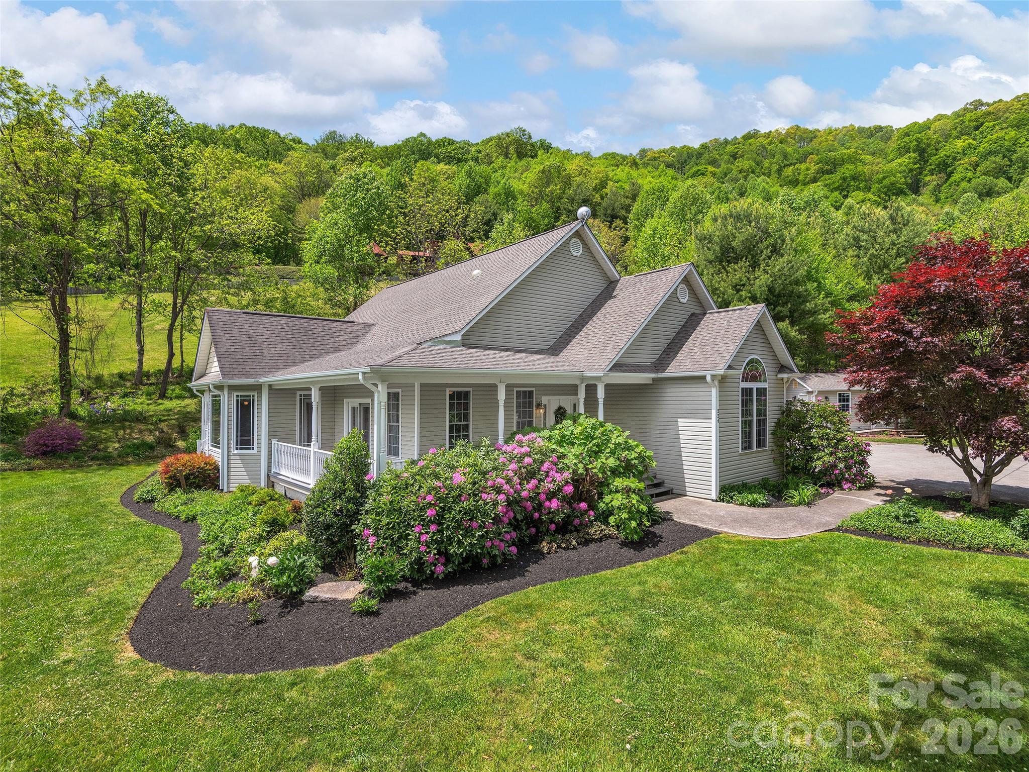 224 Hydrangea Drive Waynesville NC 28785