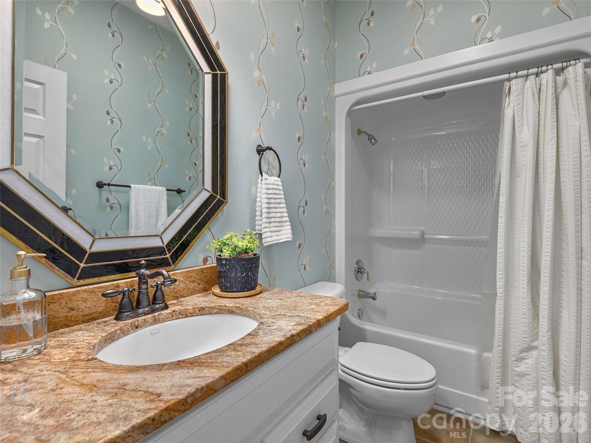 224 Hydrangea Drive Waynesville NC 28785