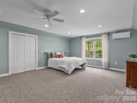 224 Hydrangea Drive Waynesville NC 28785