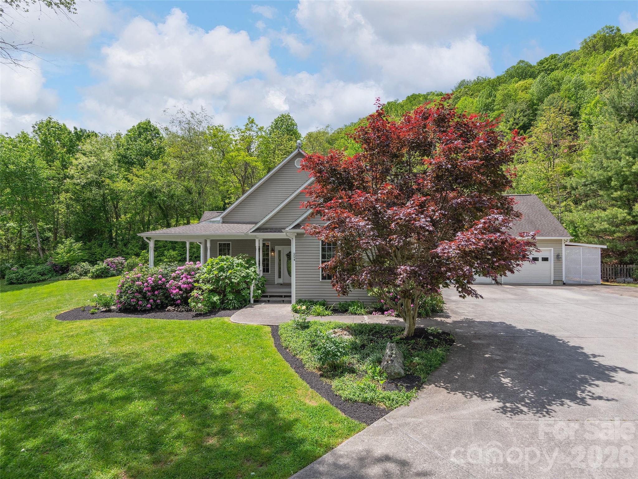 224 Hydrangea Drive Waynesville NC 28785