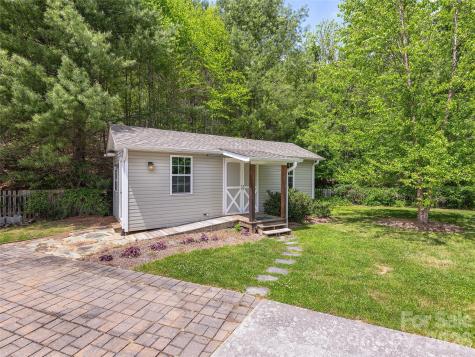 224 Hydrangea Drive Waynesville NC 28785