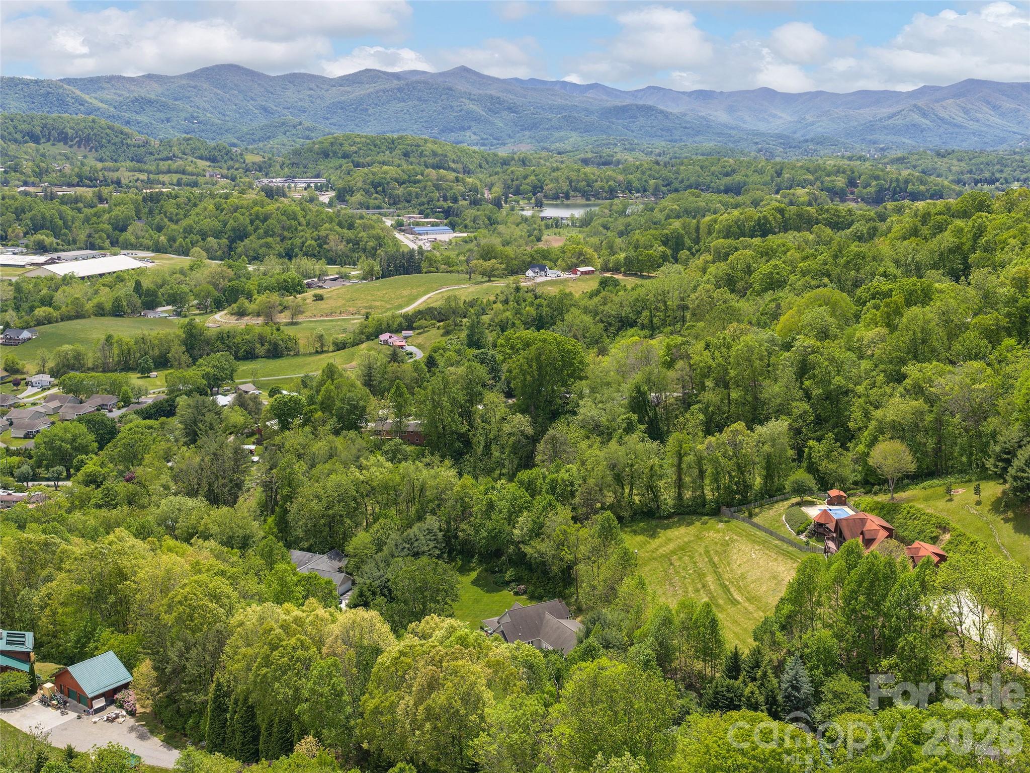 224 Hydrangea Drive Waynesville NC 28785