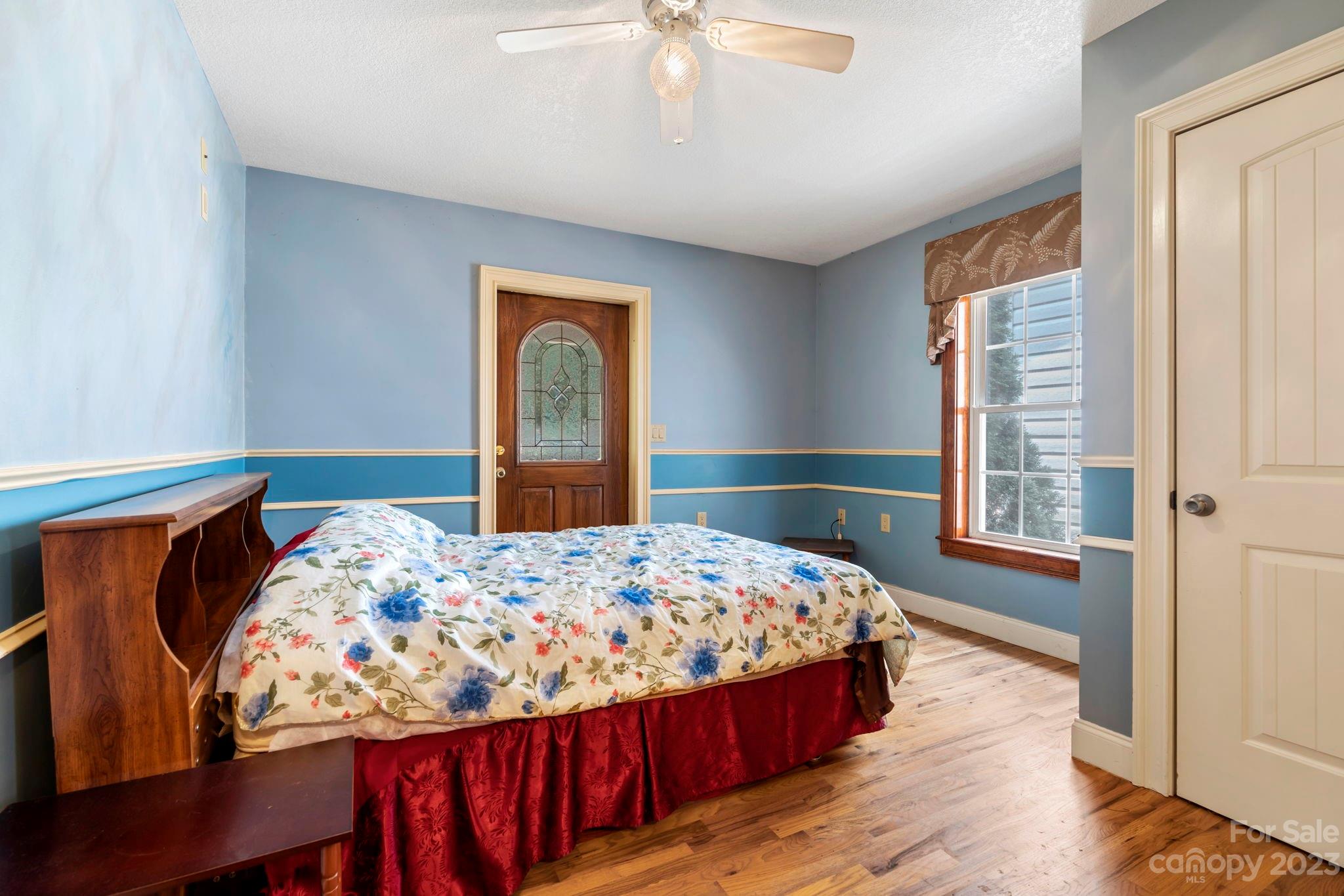 41 Fox Den Drive Burnsville NC 28714