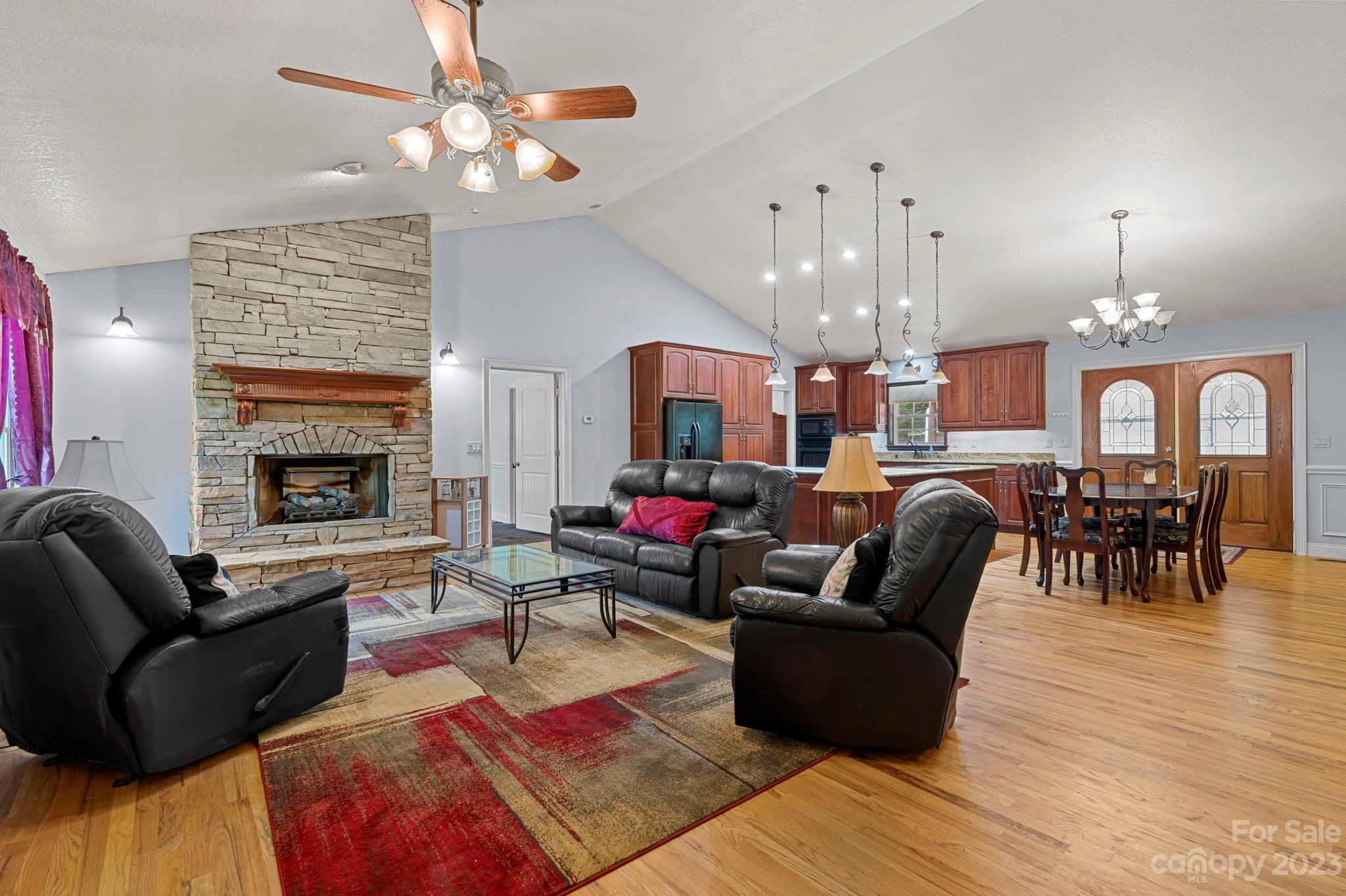 41 Fox Den Drive Burnsville NC 28714