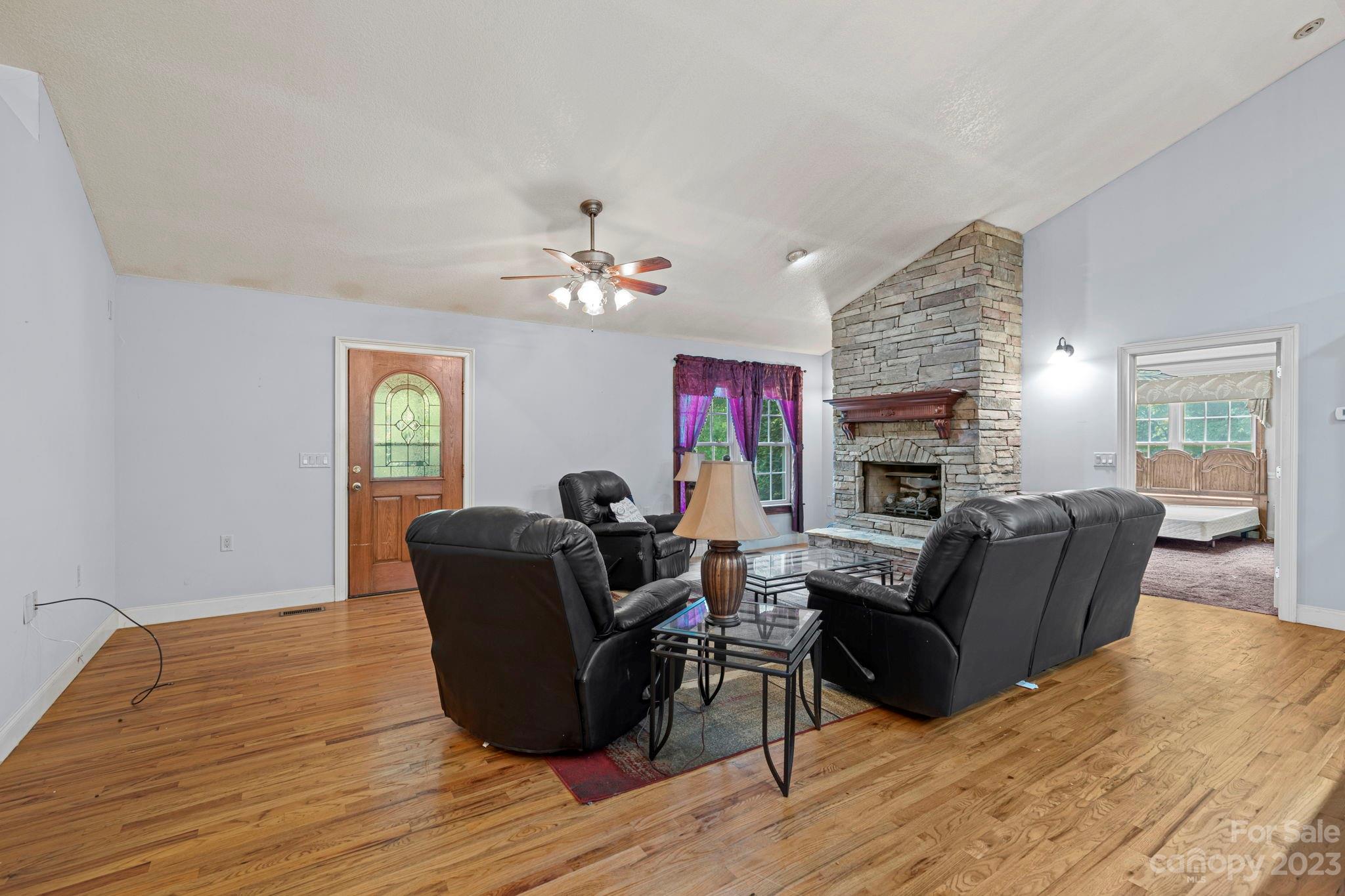 41 Fox Den Drive Burnsville NC 28714